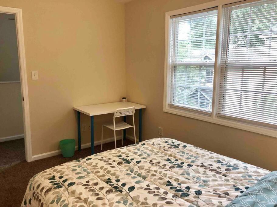 Welcomingtownhome - King Bed - Long Term Stays - Unc Chapel Hill Eksteriør billede