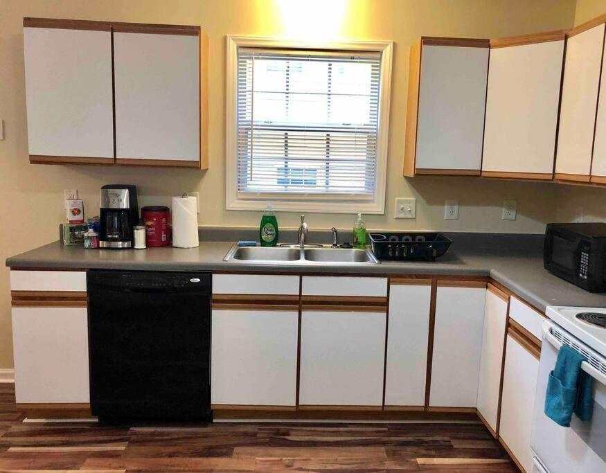Welcomingtownhome - King Bed - Long Term Stays - Unc Chapel Hill Eksteriør billede