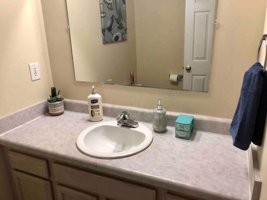 Welcomingtownhome - King Bed - Long Term Stays - Unc Chapel Hill Eksteriør billede